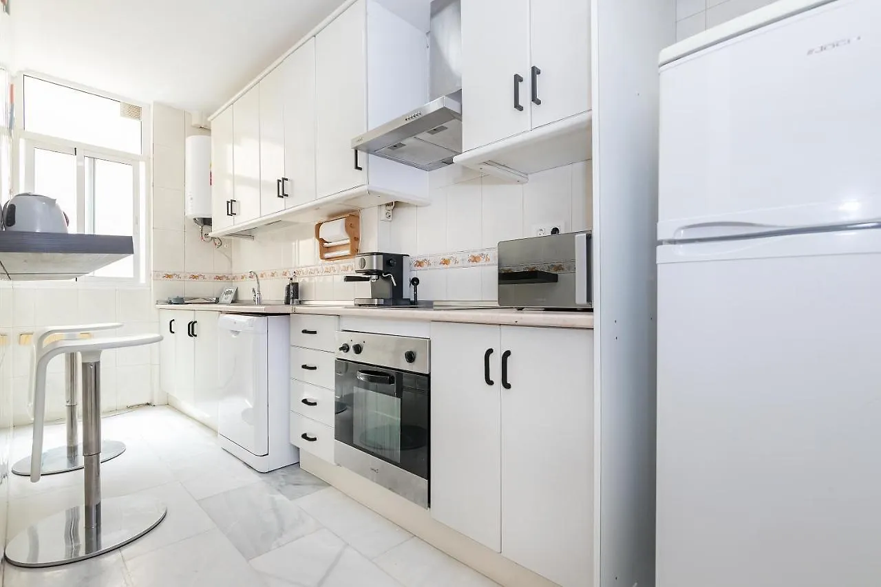 Los Boliches Beach Terrace Aparment 丰希罗拉 公寓